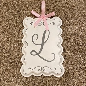 “L” Monogram Metal Plaque